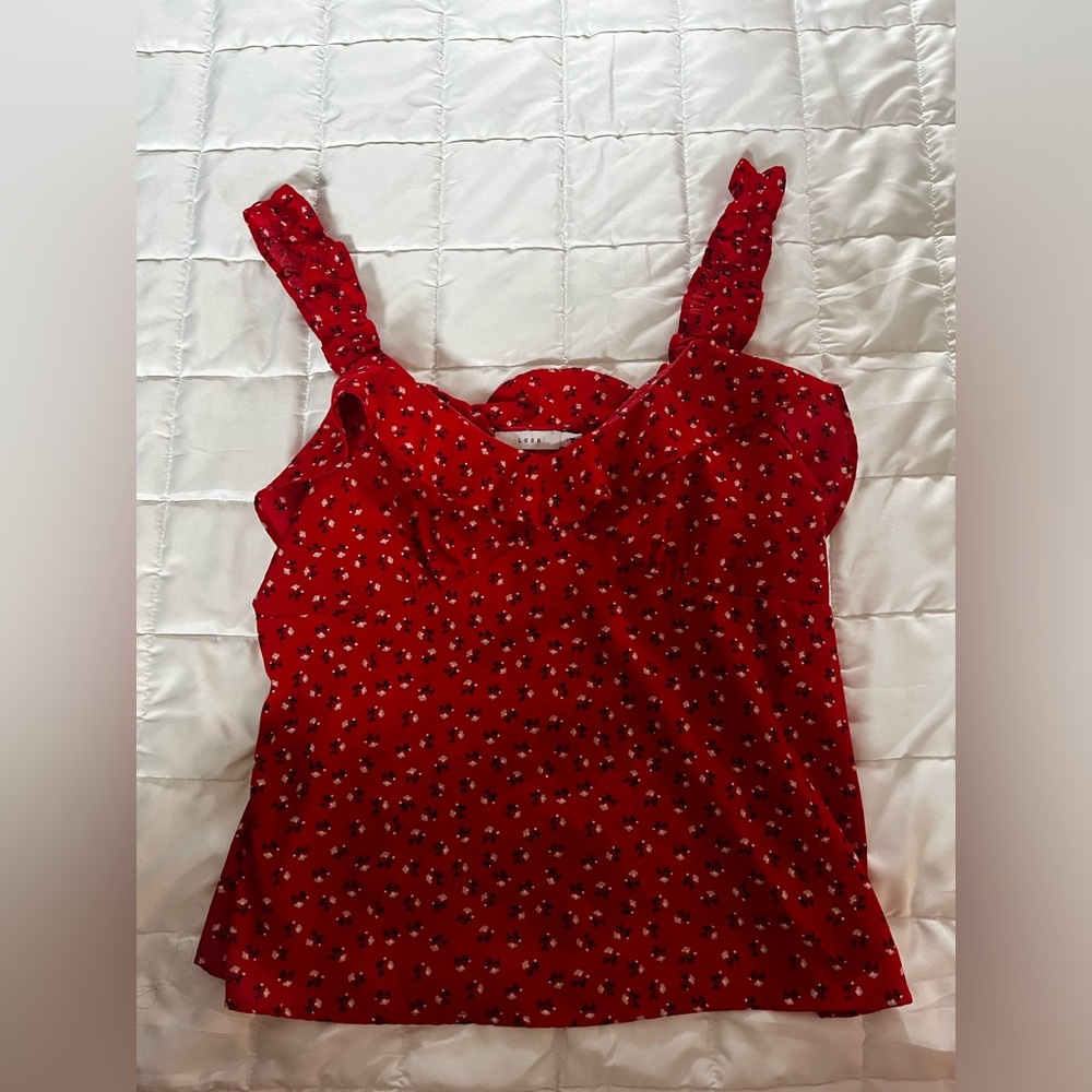 Red floral tank